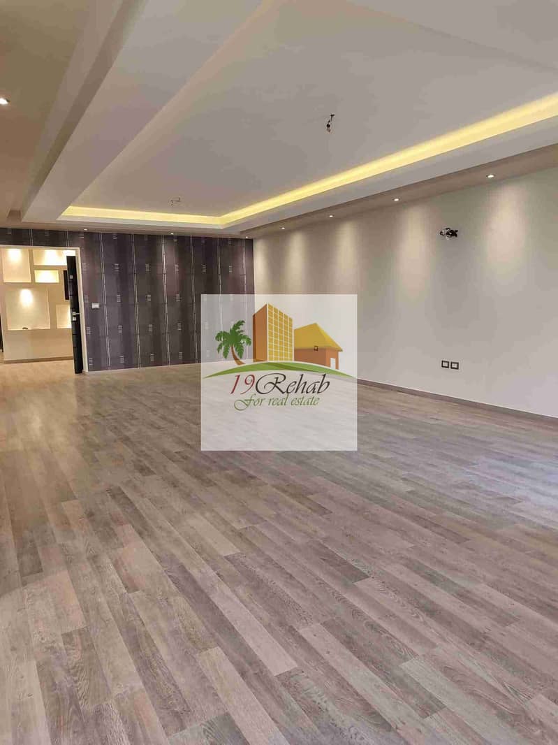 30 056bc99d-8285-4eef-8cfe-d724d686d360-1_all_215846. jpg