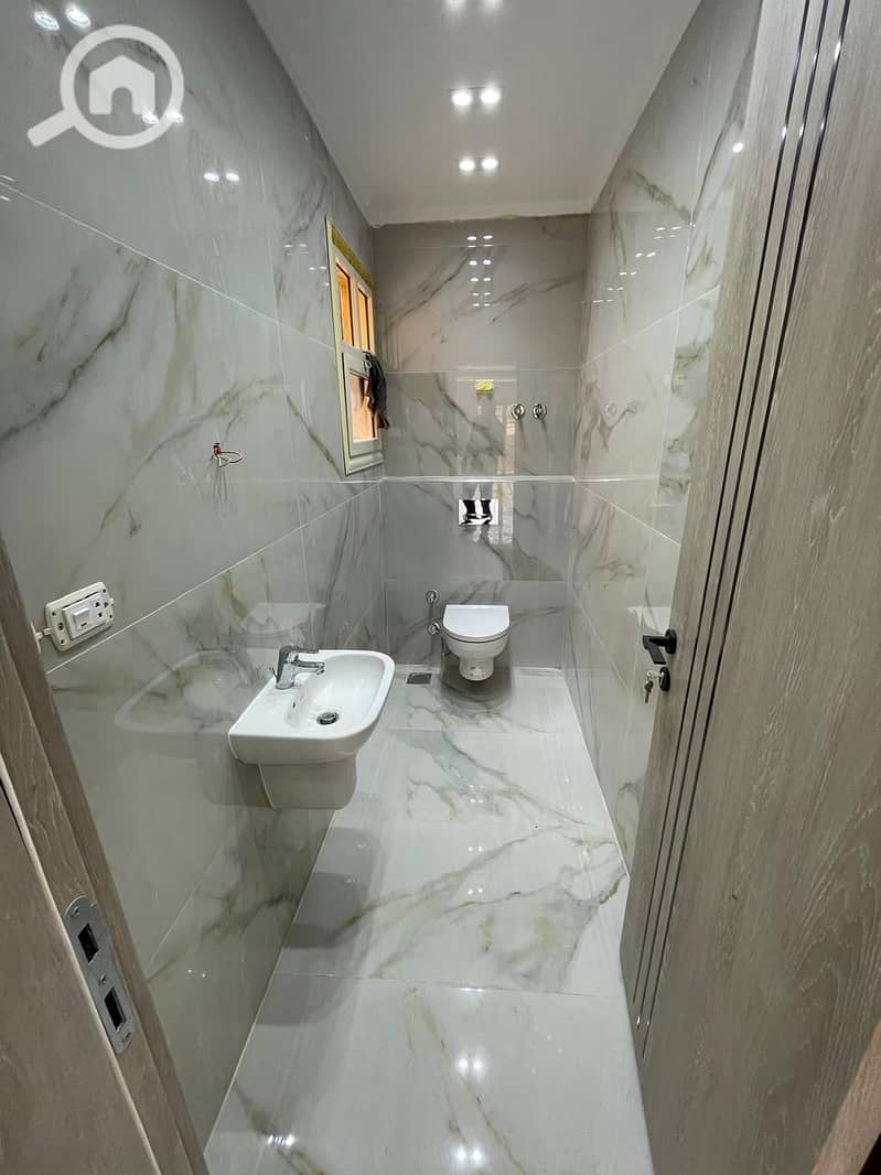 10 WhatsApp Image 2025-10-13 at 1.36. 33 AM. jpeg