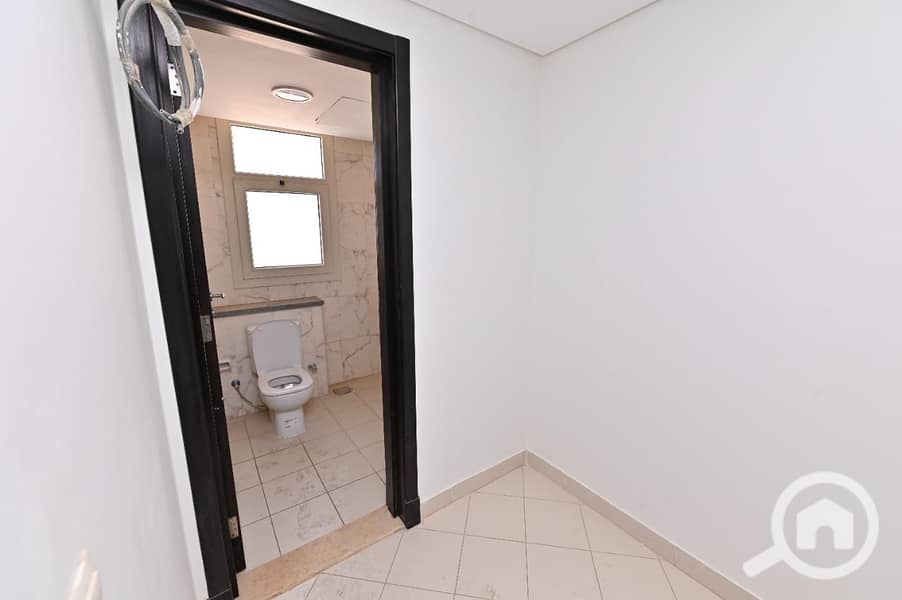 5 32c04d6a-0c59-4bc2-b7f6-4a81c9928206. jpg