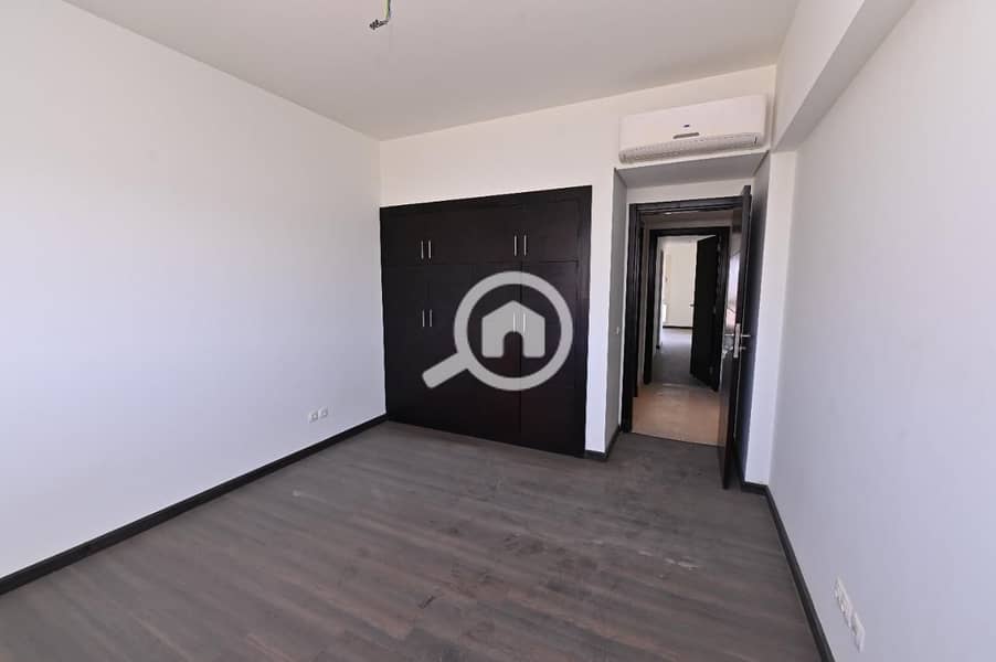 6 39fad69b-4ae2-4aae-8da8-e5472a810990. jpg