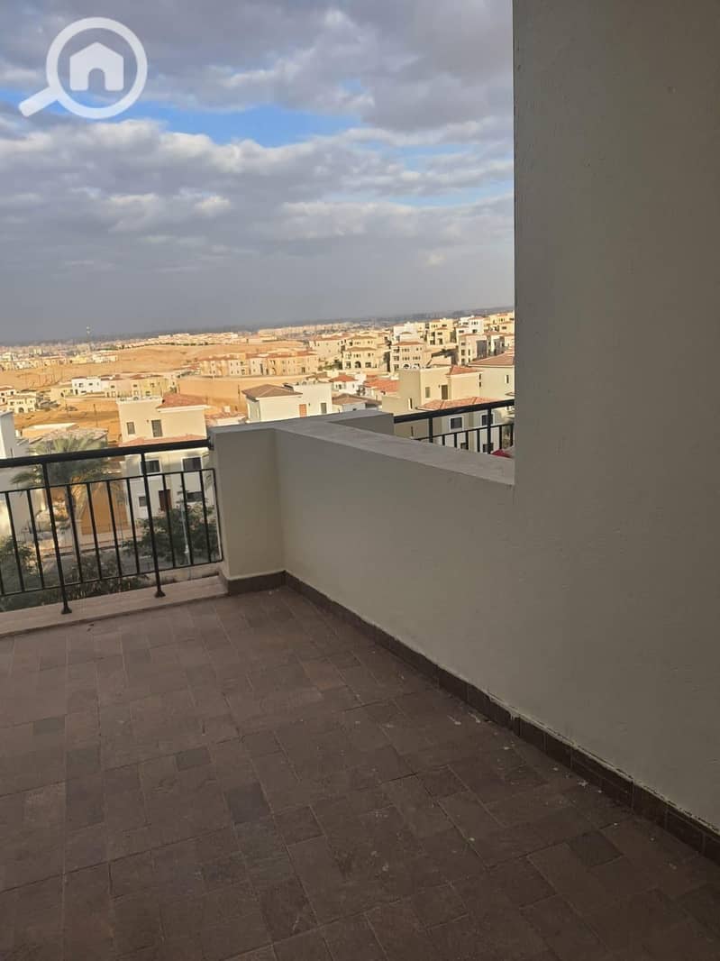 13 a83ab619-f5d1-40e4-9453-a2b164e85709. jpg