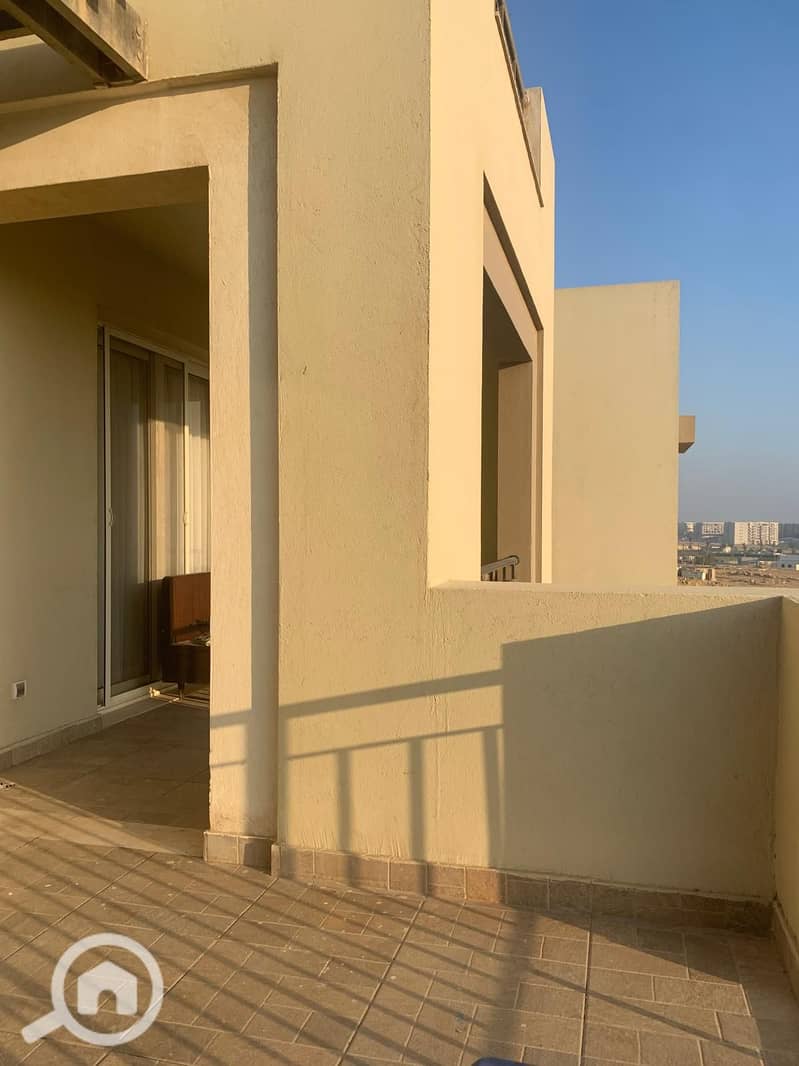 16 c3087b7d-ea67-4300-8c1b-838fc19b7014. jpg