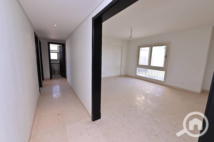 17 c9595811-201a-49ab-804d-cd17351b9314. jpg