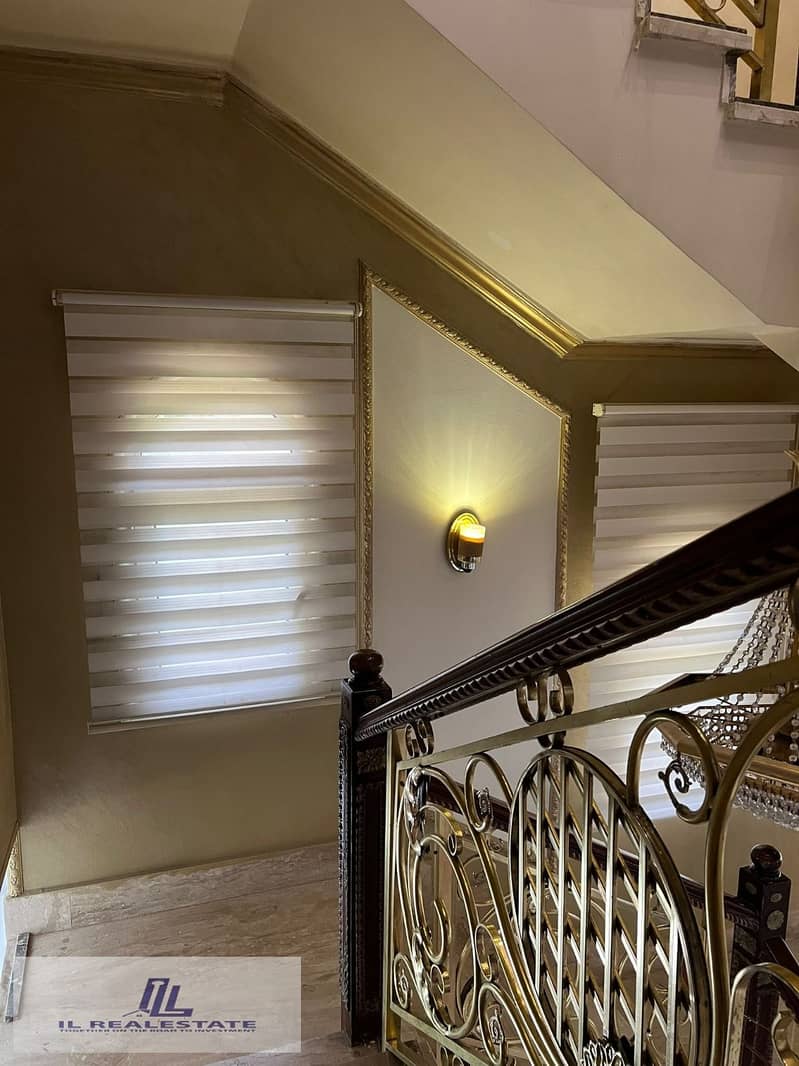 25 f5bbbe99-8f2e-440f-91ce-519a3af36ff4. jpg