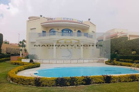 6 Bedroom Villa for Sale in Shorouk City, Cairo - WhatsApp Image 2025-11-19 at 1.37. 07 PM (4). jpeg