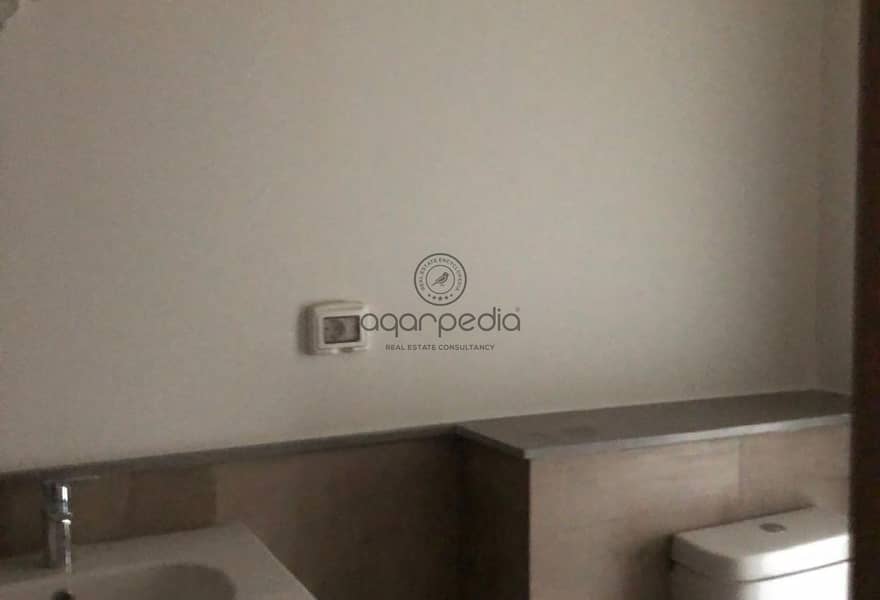 11 badcf332-eb43-48f8-9359-a0d91242994e. jpg