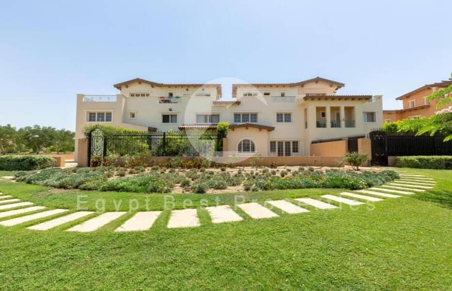 7 20200809_hydepark_beautyshoot-84. jpg