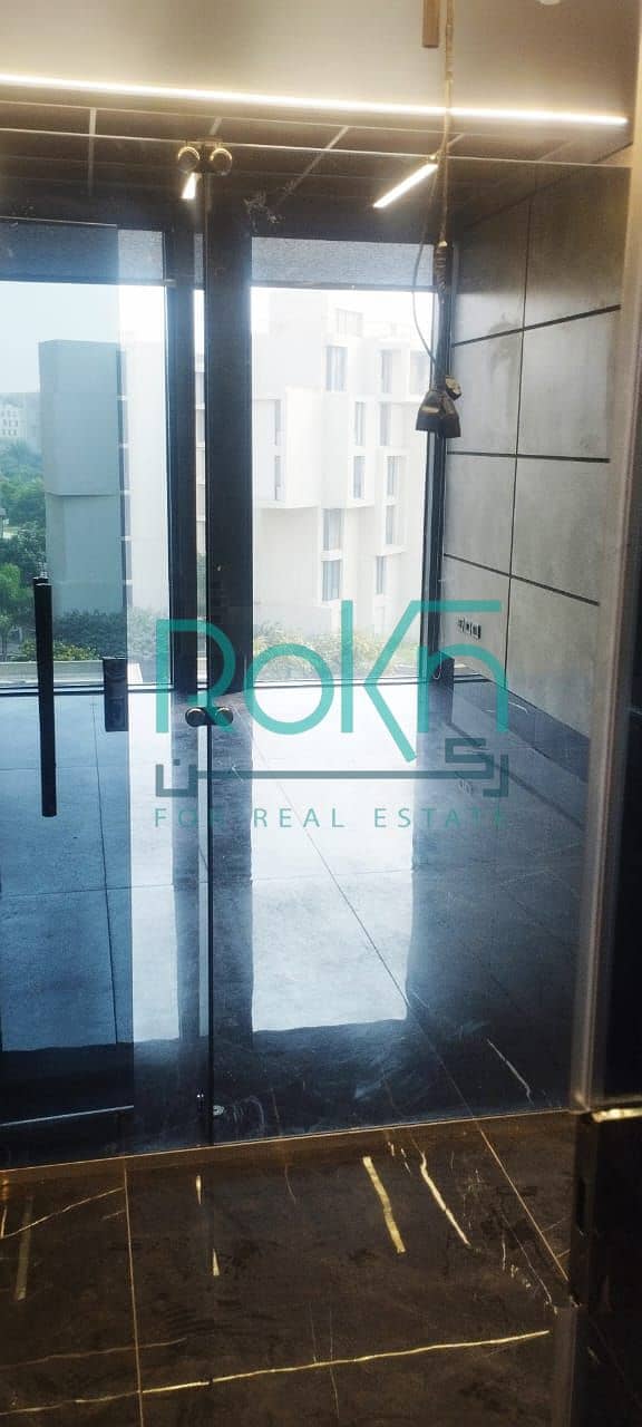 9 WhatsApp Image 2025-11-25 at 13.35. 35 (2). jpeg