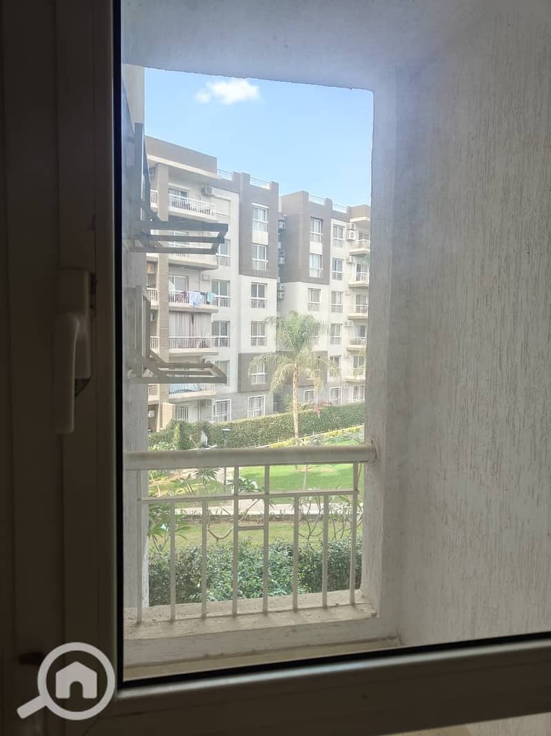 3 f490326e-95f8-42e0-ac67-a5826b4b0413. jpeg