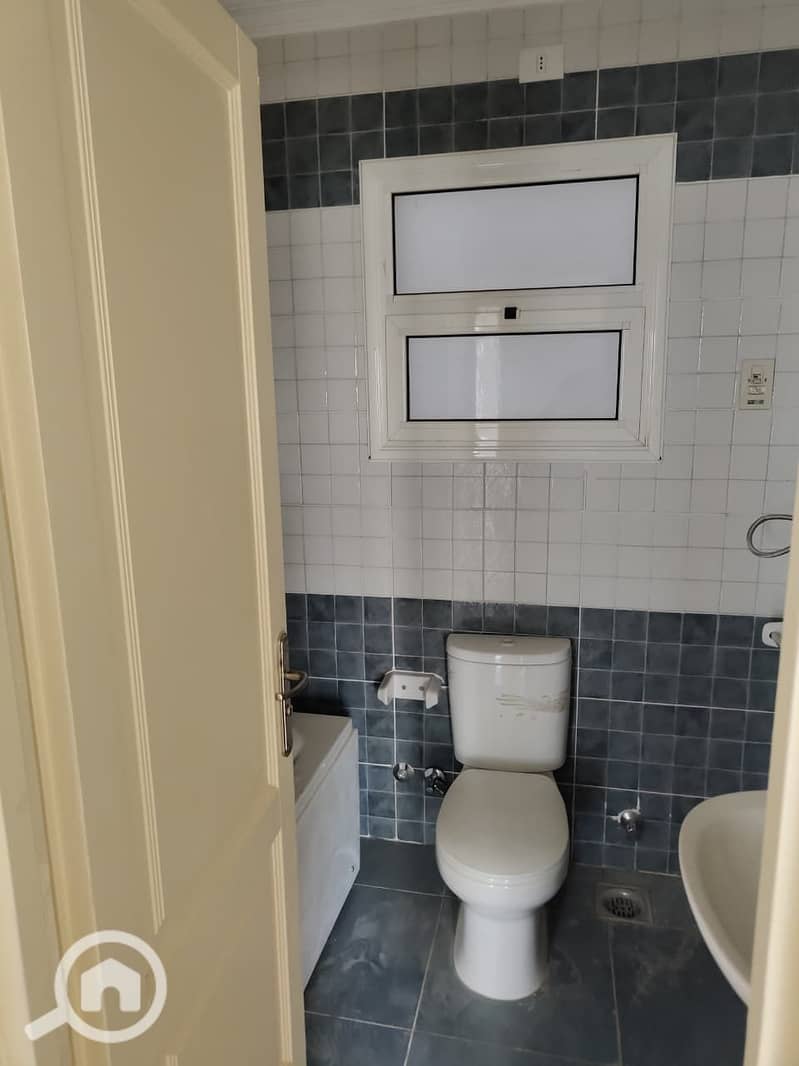 5 fa3ec6a4-14d3-4160-9301-88ff8d4eb5ba. jpeg