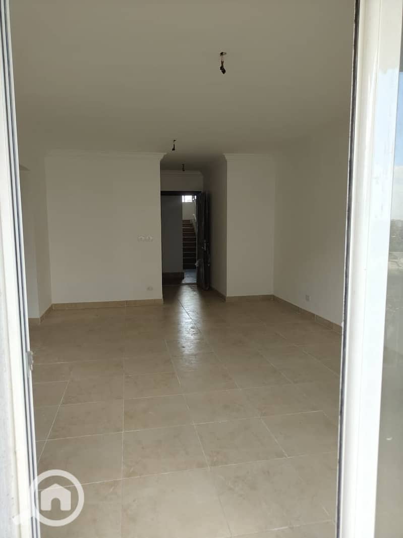 8 0d303d3b-860d-4ed1-af47-9dcda0054864. jpeg