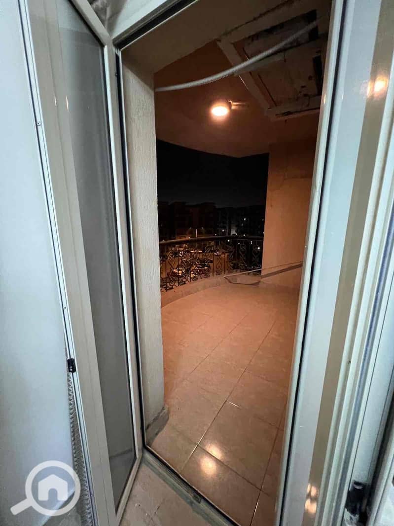 14 a488b4e9-f7e2-4055-ae25-8092998c86f9. jpg