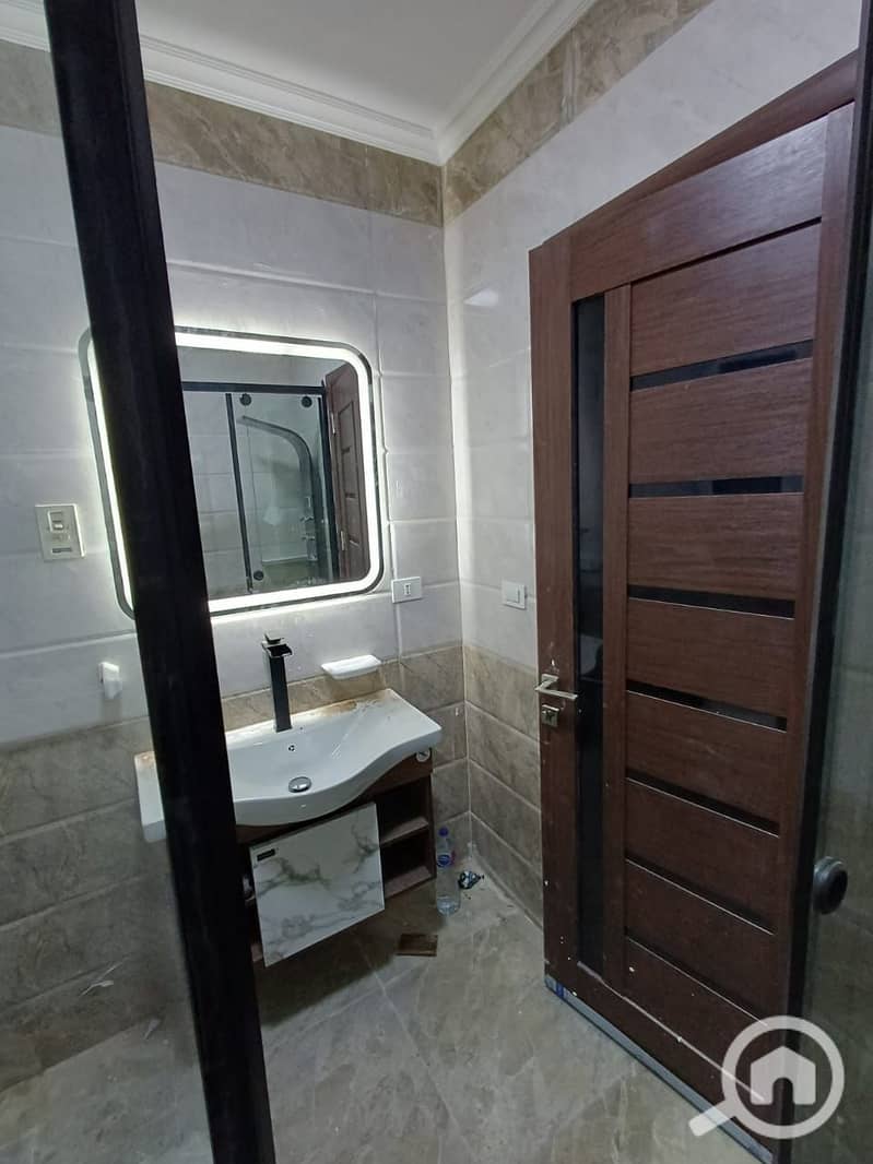 21 WhatsApp Image 2025-11-25 at 13.49. 44_27e51242. jpg