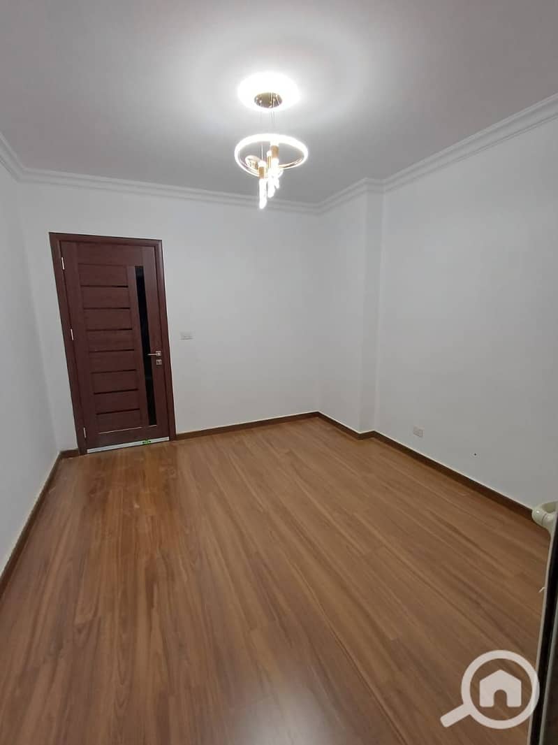 29 WhatsApp Image 2025-11-25 at 13.49. 51_f7f438ef. jpg