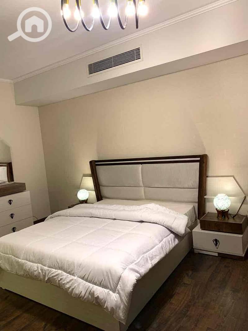 5 ec1f1b06-4a9c-46fc-b33c-26f72c9ac2e1. jpg