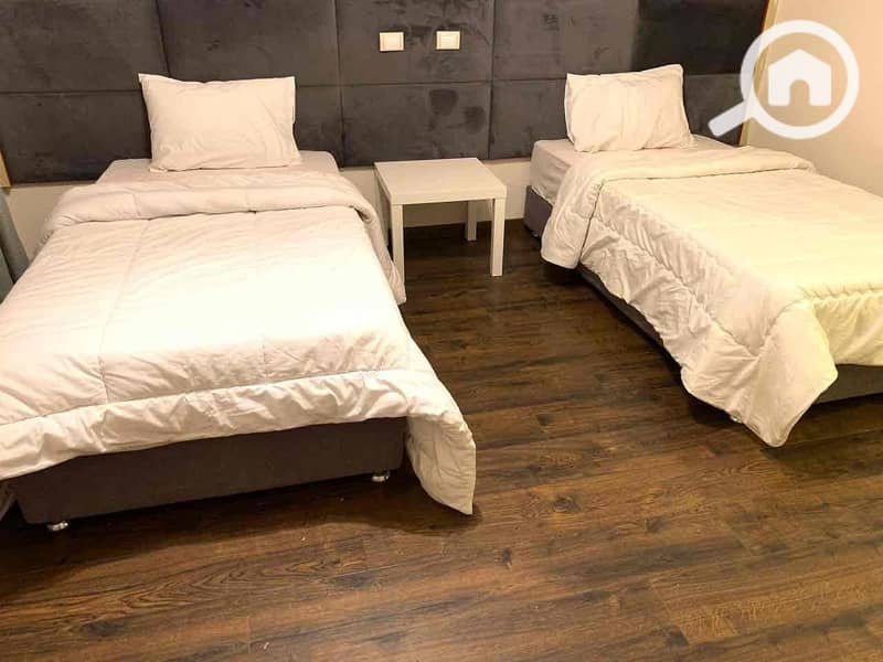 9 102f4dd6-1298-4238-929e-72787eef43ad. jpg