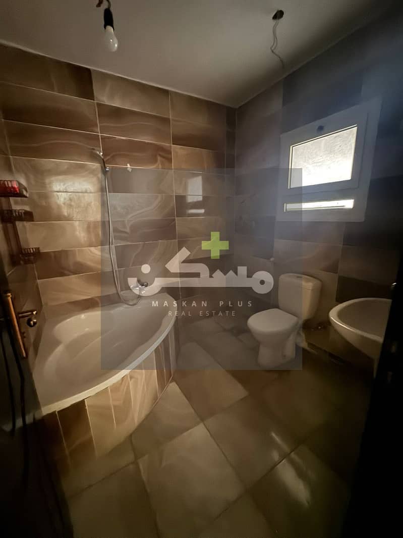 8 WhatsApp Image 2025-11-25 at 1.32. 14 PM (1). jpeg