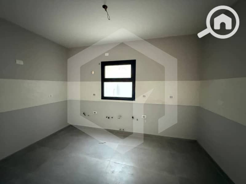 3 Village West 3. jpg