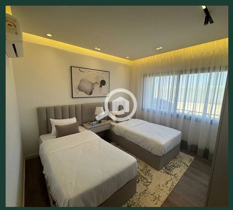 6 WhatsApp Image 2025-10-20 at 18.02. 47_bb988b3d. jpg