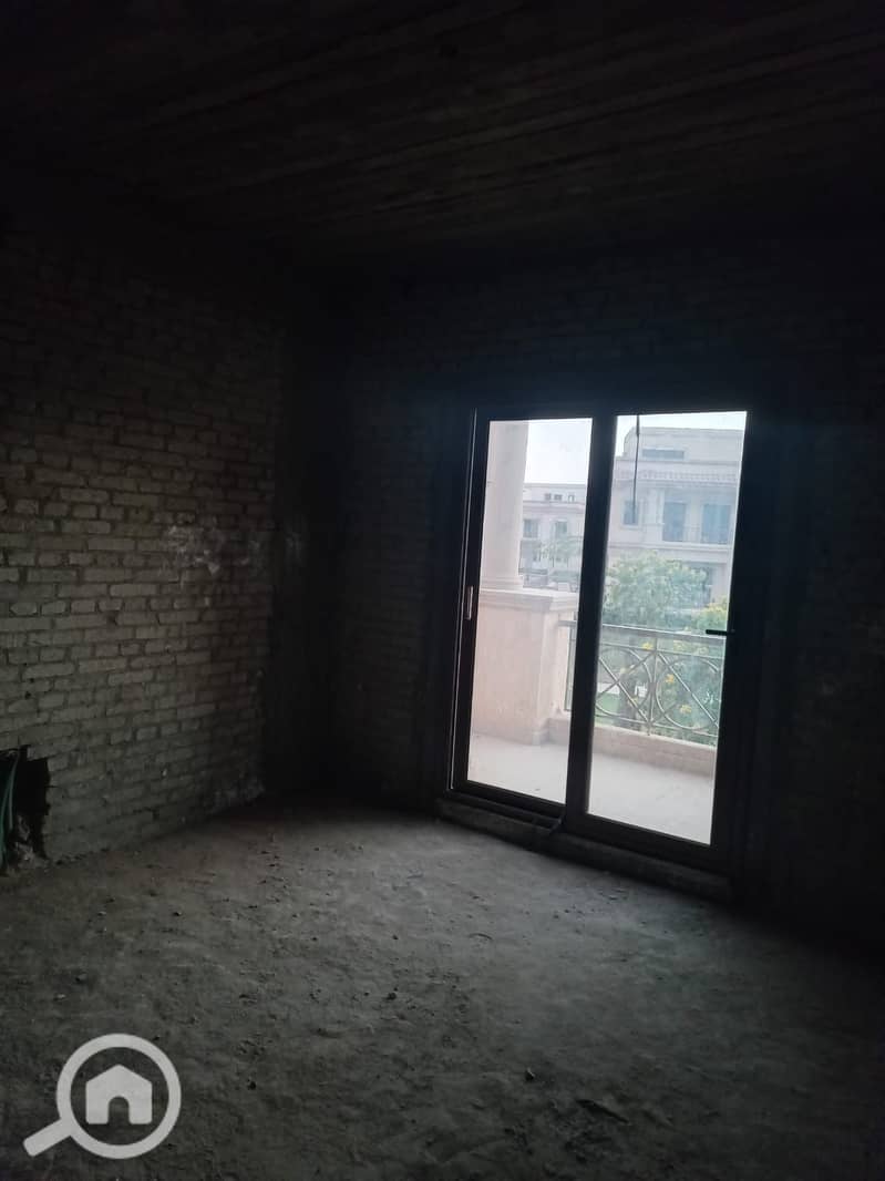 8 5716ea21-5213-477b-b27c-443830bcab48. jpg