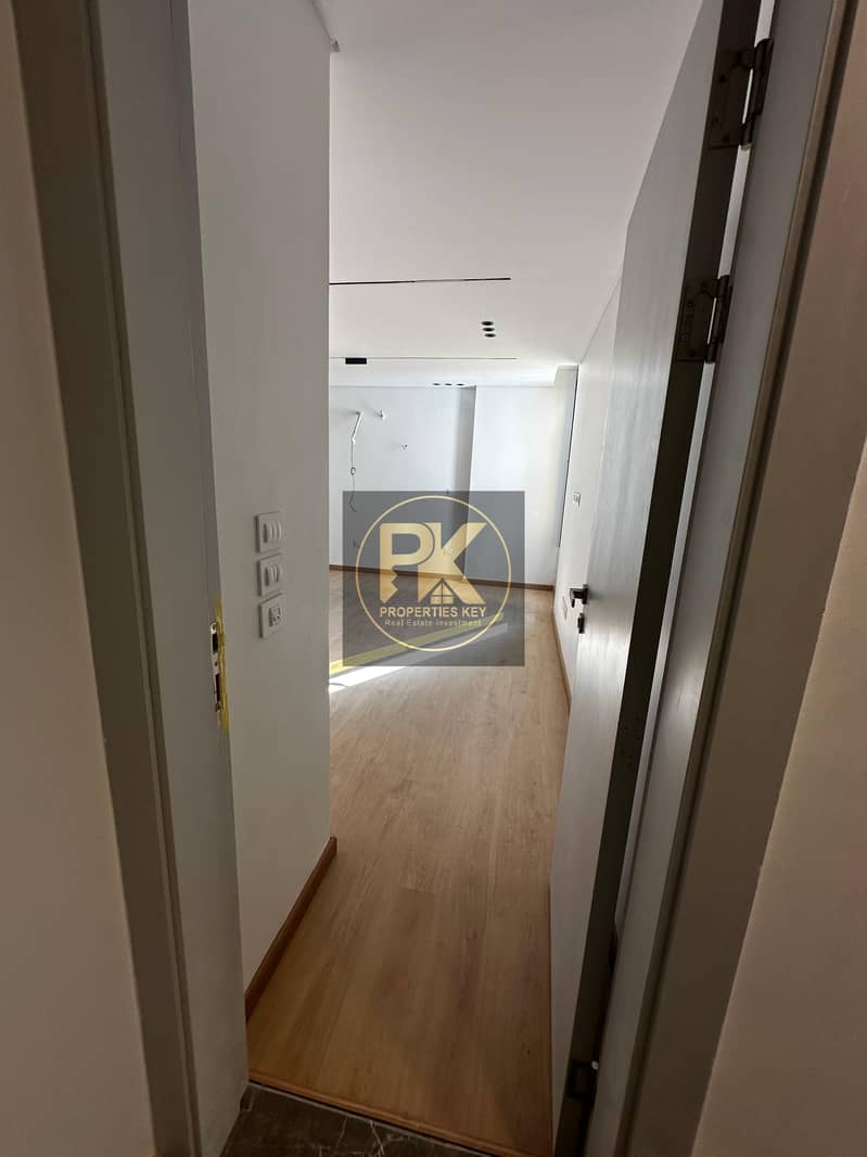 5 5E8D452B-E813-4DFD-9741-1144DA7B5461. jpeg