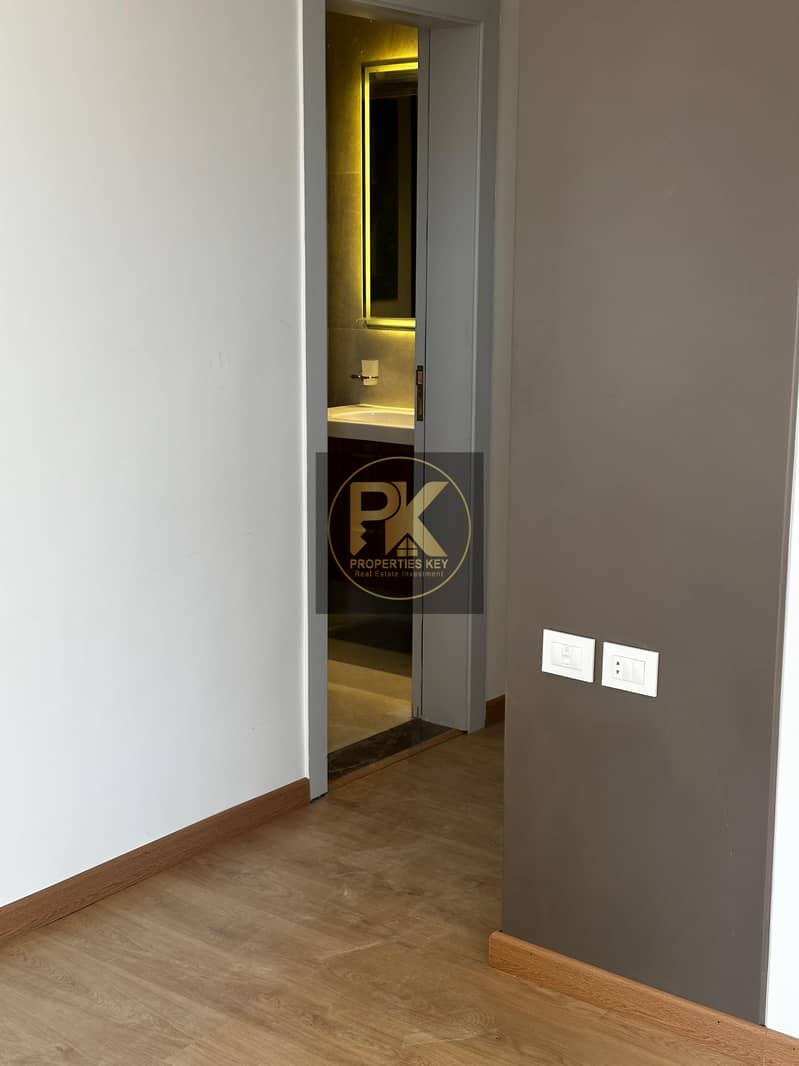 7 8193AE38-AFF0-46A1-9C12-18E0B9E9239E. jpeg