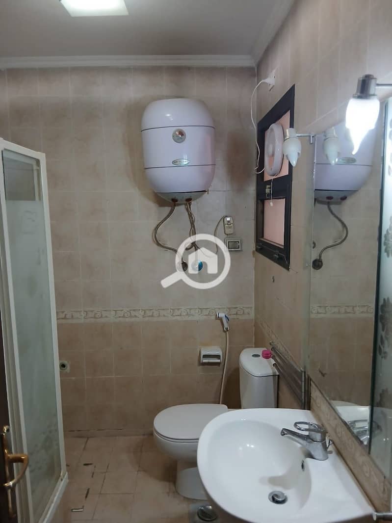 4 WhatsApp Image 2025-11-25 at 14.28. 03_ac2454ea. jpg