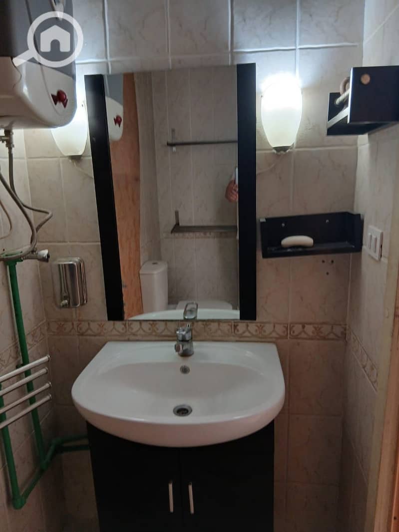 6 WhatsApp Image 2025-11-25 at 14.28. 04_c2ca46a1. jpg