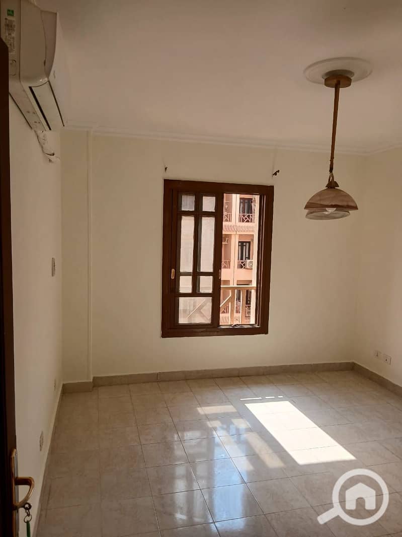 8 WhatsApp Image 2025-11-25 at 14.28. 05_da53b47b. jpg