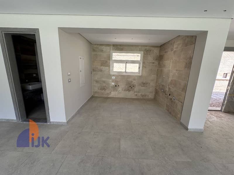 16 IMG-20251125-WA0081. jpg