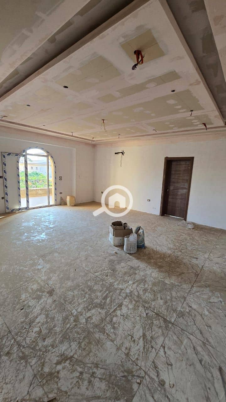 8 8d4f282e-e6c1-48b2-9e05-0d2e5586acf4. jpg