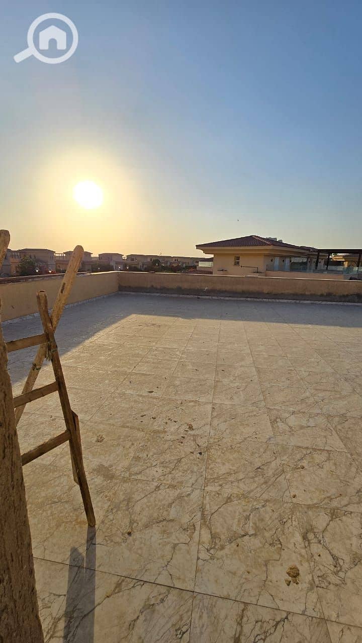 17 87eed430-24c3-494c-8cd1-88587aaa9769. jpg