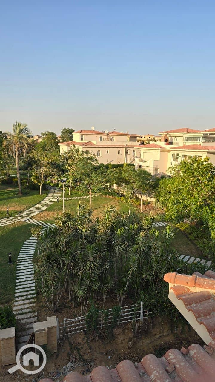 23 9061cbe9-447c-4326-8bf5-0f9276e620e0. jpg