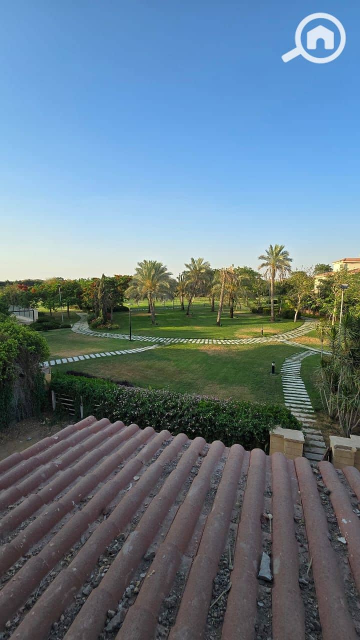 35 c059ac08-bada-47bb-b76b-7a7b82302e58. jpg