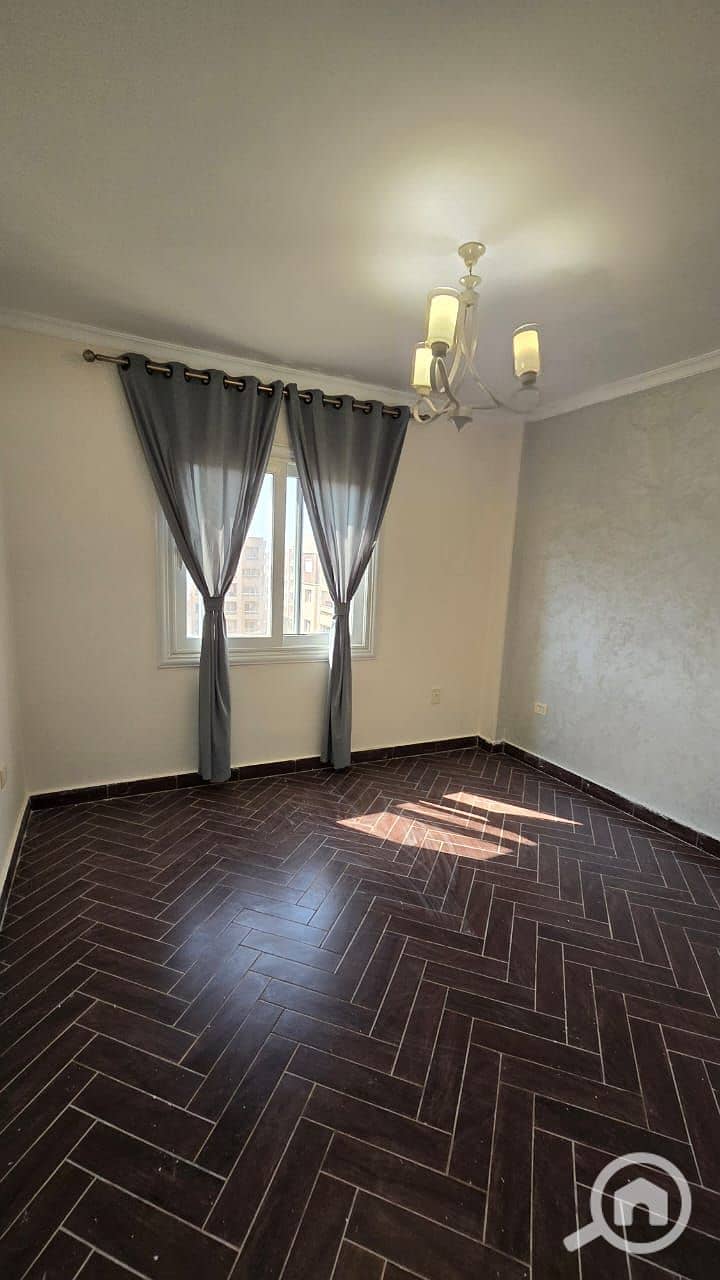 7 WhatsApp Image 2025-11-25 at 13.57. 38_b7f364e1. jpg