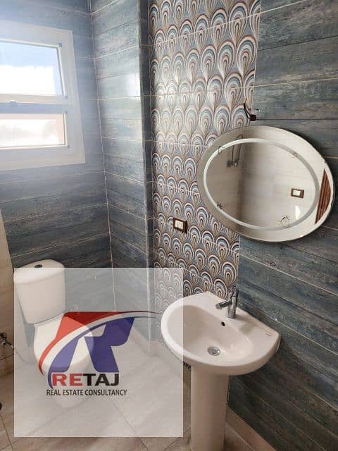 12 bb7732ef-2683-46df-a58a-b42337cafa22. jpg