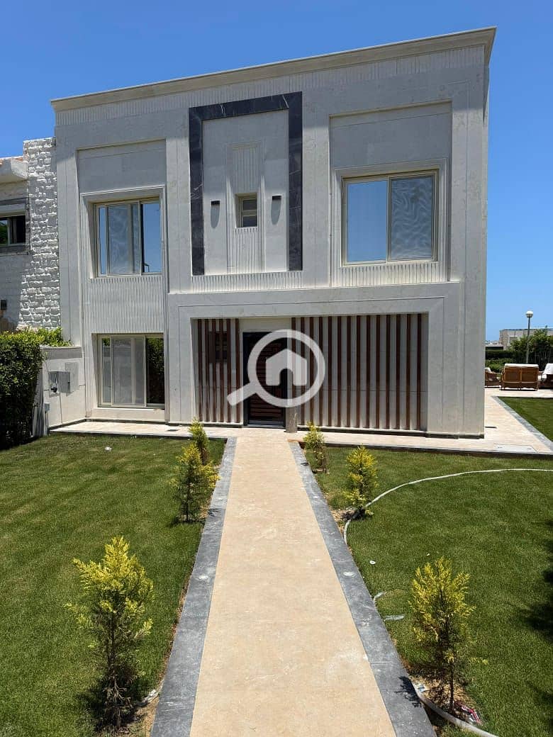 4 2273d447-21f0-48f8-8847-ec3c17cbac3a. jpeg