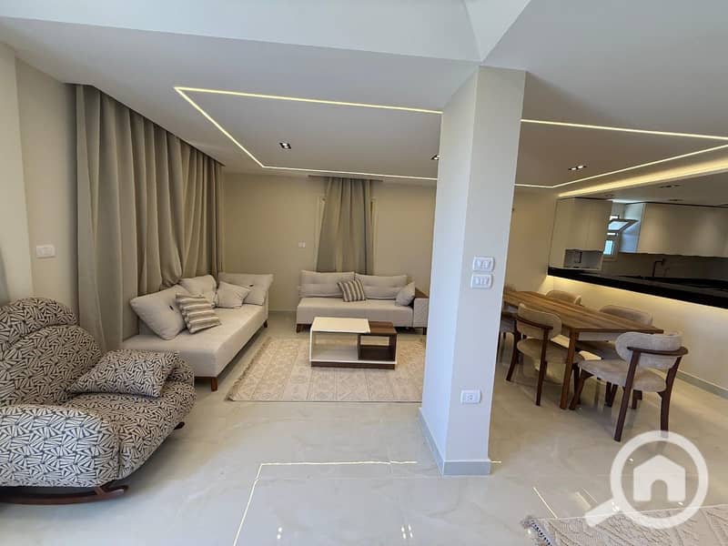 10 9c3ac4ac-02c1-4726-bc21-5b4c44099b09. jpeg