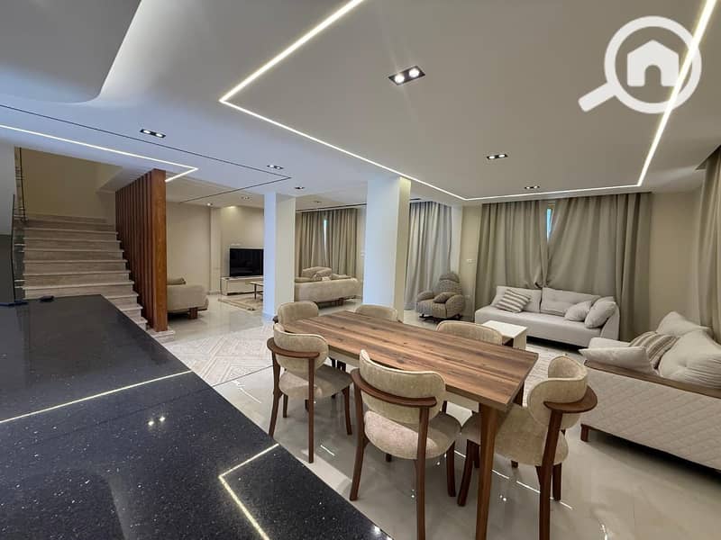 14 63a2f817-7a82-4f81-ae45-1d407bdf8267. jpeg