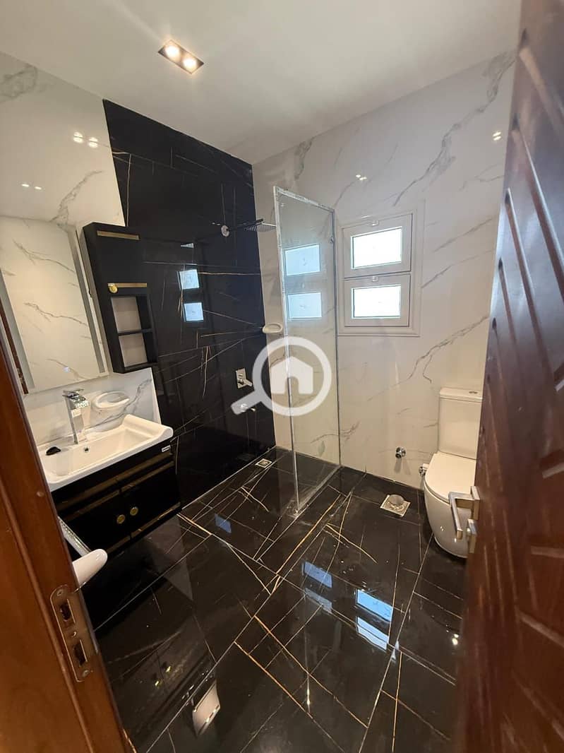 28 709450b8-3f2c-497f-9c52-a93836105f5f. jpeg