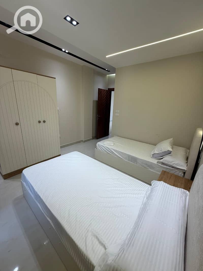 30 bd29aeb2-5503-41c4-b88c-fab5ba33f535. jpeg