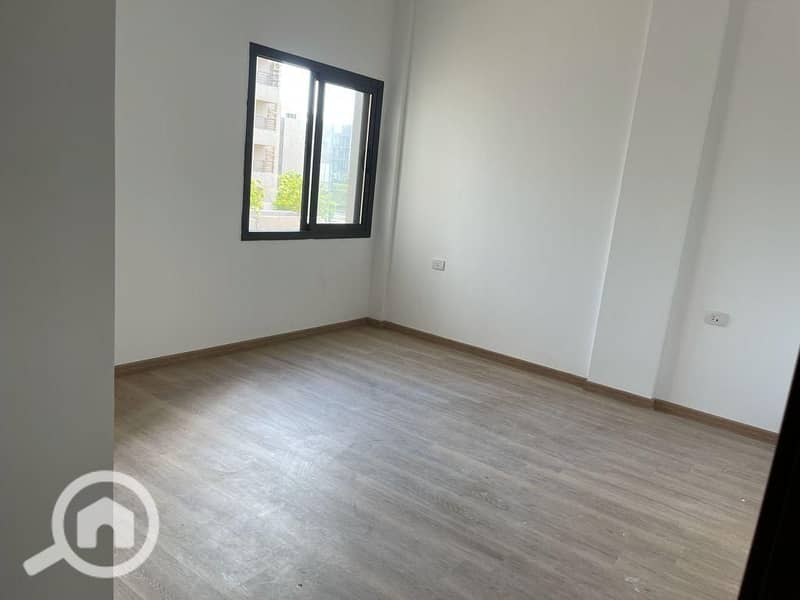 5 WhatsApp Image 2025-11-09 at 13.23. 20 (3). jpeg