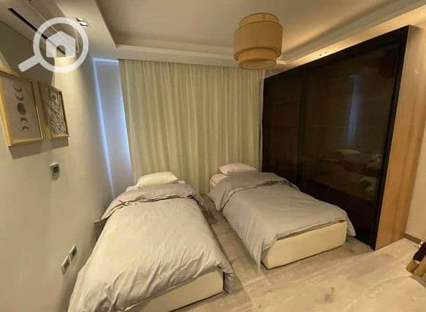 10 468159819_4052360108366255_2110126636773079632_n - Copy. jpg