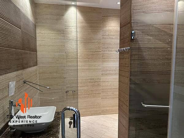 24 WhatsApp Image 2025-11-25 at 4.59. 21 AM (2). jpeg