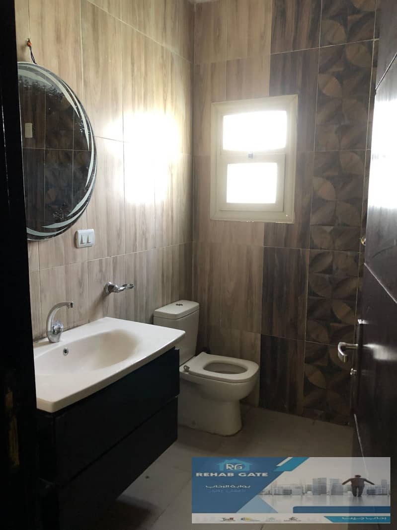 13 dfb8611b-700e-4e86-adfd-b59662633088. jpg