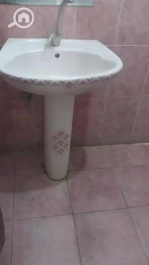 4 WhatsApp Video 2025-11-25 at 4.25. 18 AM_000133. jpg