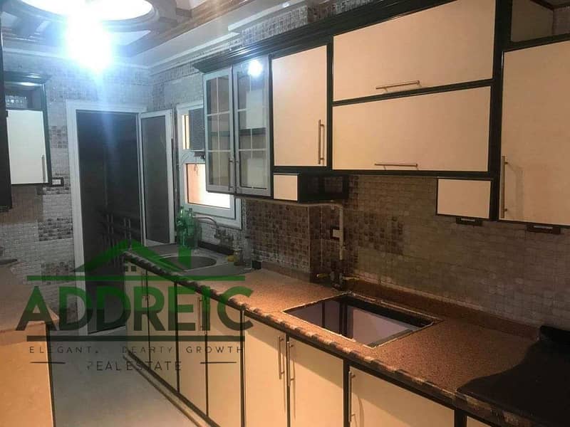 9 99203f60-1b51-445b-ac08-066fde73ffa5. jpg