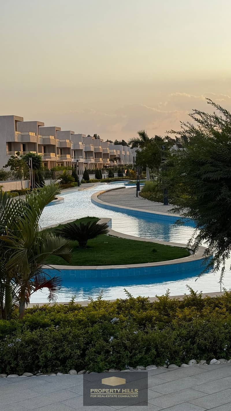 9 PHOTO-2025-11-20-16-07-00. jpg