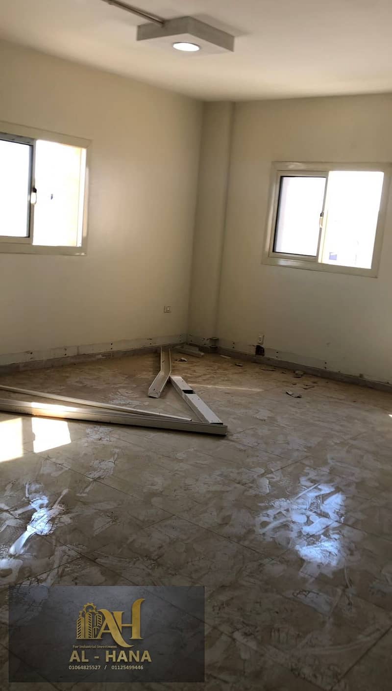 3 WhatsApp Image 2025-11-25 at 15.20. 26_a2cd6f6d. jpg