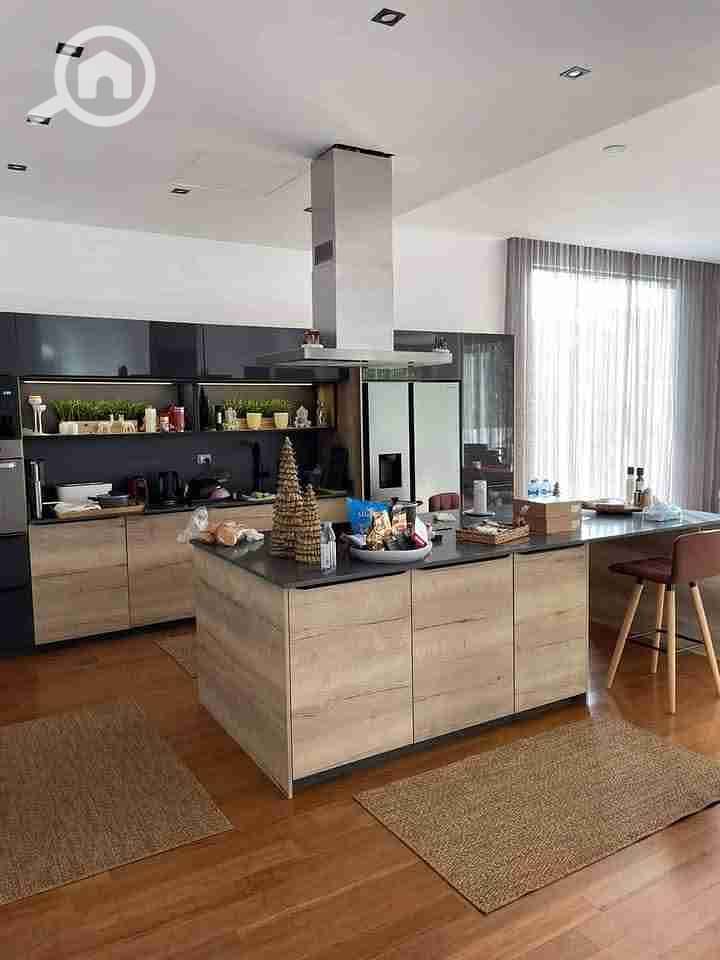 2 FB_IMG_1744316007049. jpg